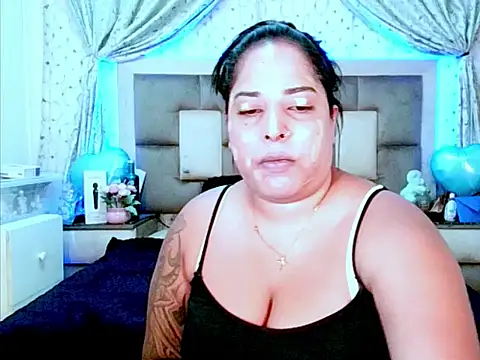 indiantopaz694u online show from 10/02/25, 04:19