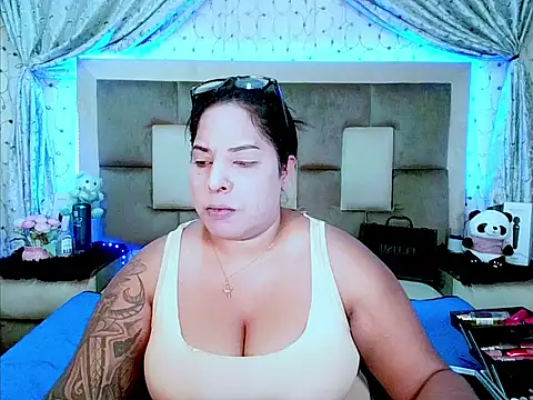 Snapshot of indiantopaz694u chatting on 11/04/25, 06:45 indiantopaz694u online show from 11/04/25, 06:45