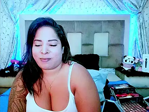 Snapshot of indiantopaz694u chatting on 11/26/25, 05:19 indiantopaz694u online show from 11/26/25, 05:19