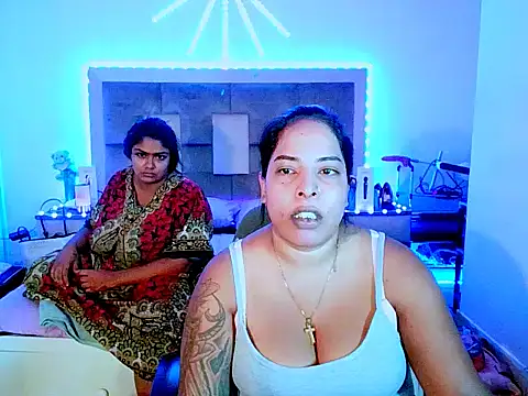 Snapshot of indiantopaz694u chatting on 04/07/26, 06:14 indiantopaz694u online show from 04/07/26, 06:14
