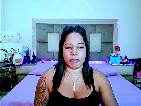 Snapshot of indiantopaz694u chatting on 05/27/26, 04:31 indiantopaz694u online show from 05/27/26, 04:31