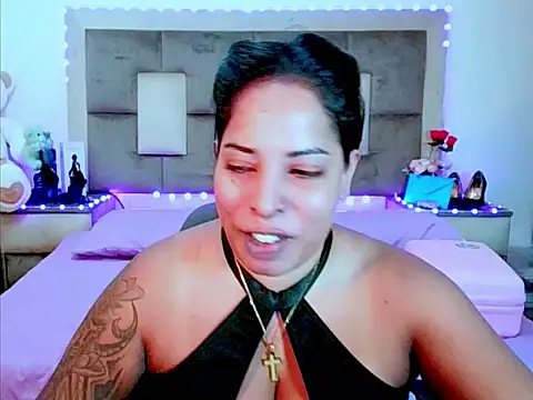 Snapshot of indiantopaz694u chatting on 05/29/26, 05:49 indiantopaz694u online show from 05/29/26, 05:49