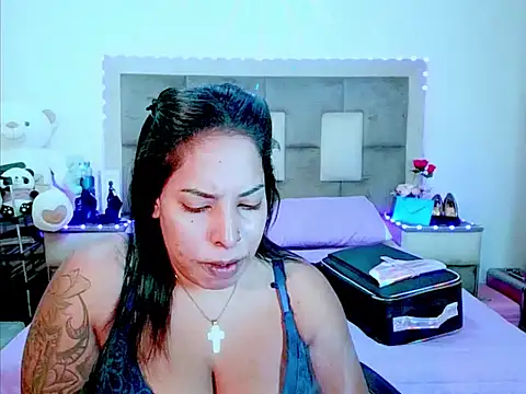 Snapshot of indiantopaz694u chatting on 05/31/26, 04:53 indiantopaz694u online show from 05/31/26, 04:53