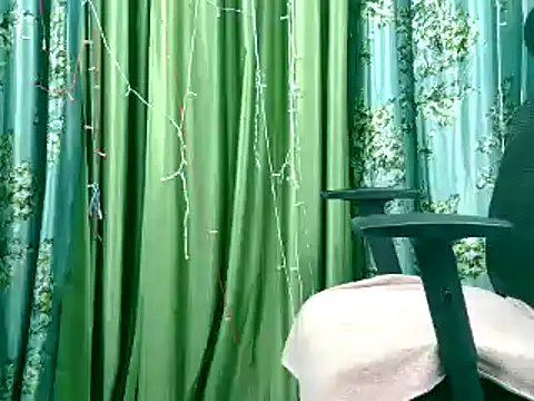 Snapshot of Lovely_Jiya chatting on 11/29/25, 10:18 Lovely Jiya online show from 11/29/25, 10:18