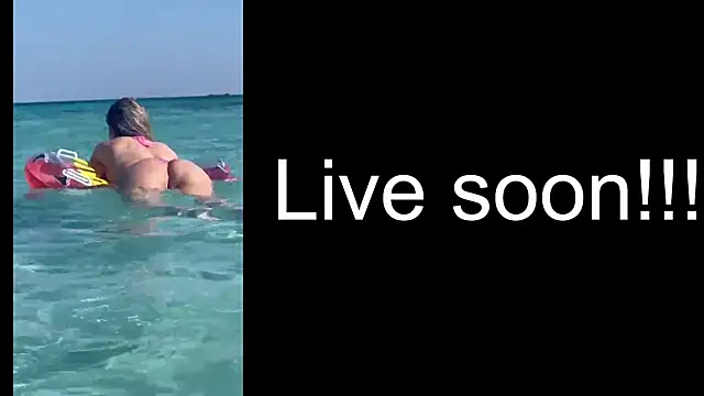 Snapshot of _Allie_ chatting on 11/09/25, 06:33 Allie online show from 11/09/25, 06:33