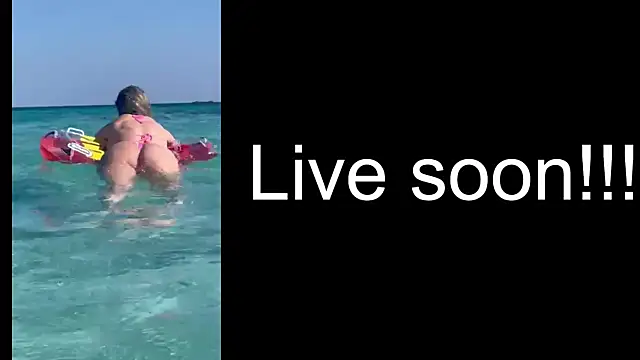 Snapshot of _Allie_ chatting on 11/30/25, 05:33 Allie online show from 11/30/25, 05:33