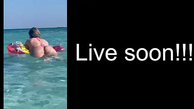 Snapshot of _Allie_ chatting on 12/02/25, 05:35 Allie online show from 12/02/25, 05:35