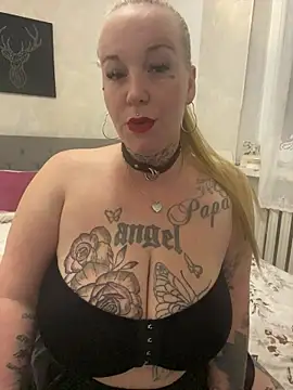 Snapshot of kahyhot chatting on 09/27/25, 06:35 kahyhot online show from 09/27/25, 06:35