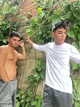 twinks 28 online show from 09/26/25, 04:22