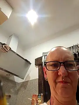 Emma Milf25 online show from 11/15/25, 07:21