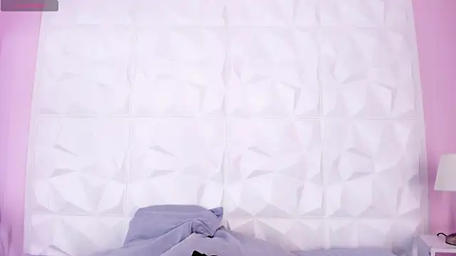 Snapshot of Valeriagomez_ chatting on 11/27/25, 12:18 Valeriagomez online show from 11/27/25, 12:18