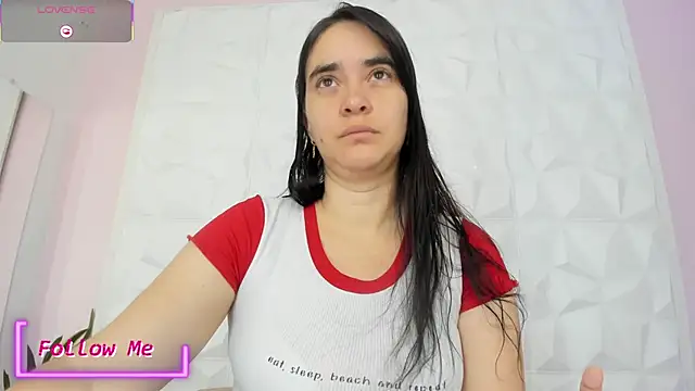 Snapshot of Valeriagomez_ chatting on 12/02/25, 12:10 Valeriagomez online show from 12/02/25, 12:10