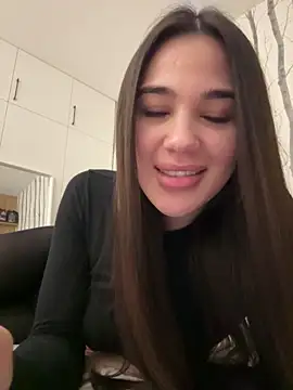 Tris Darsy online show from 03/03/25, 08:00