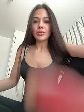 Tris Darsy online show from 03/22/25, 11:21