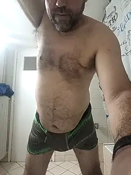 Snapshot of Openmind_42 chatting on 09/16/25, 01:01 Openmind 42 online show from 09/16/25, 01:01