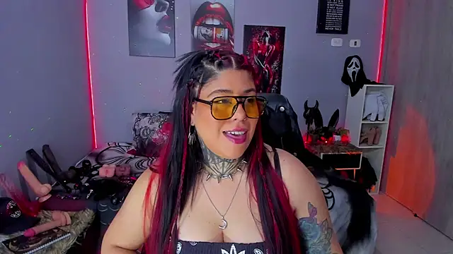 Veronika metal online show from 12/14/25, 08:24