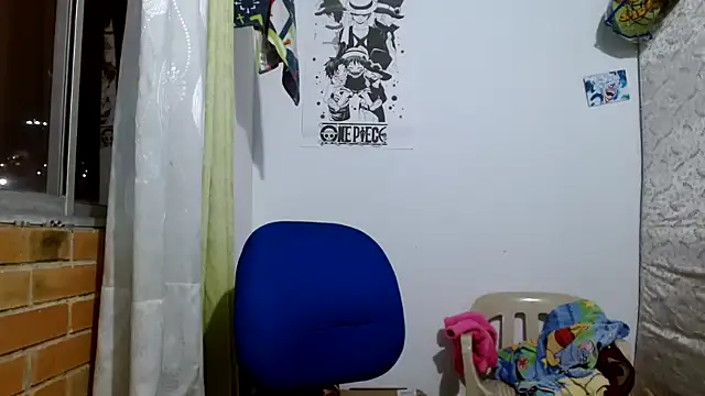 Snapshot of Escarcha-blue chatting on 11/08/25, 11:25 Escarcha-blue online show from 11/08/25, 11:25