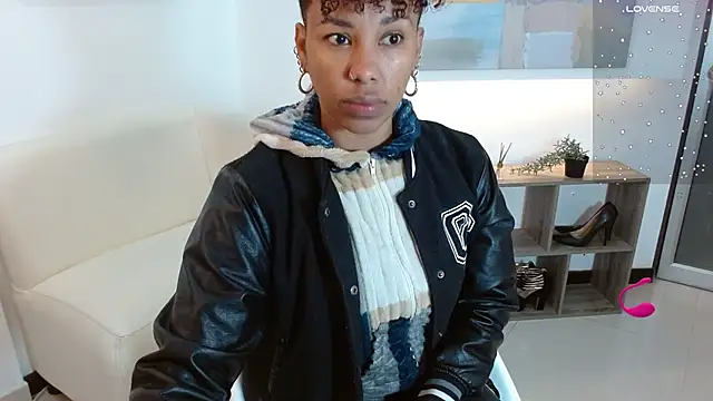 anahi macys online show from 09/26/25, 10:52