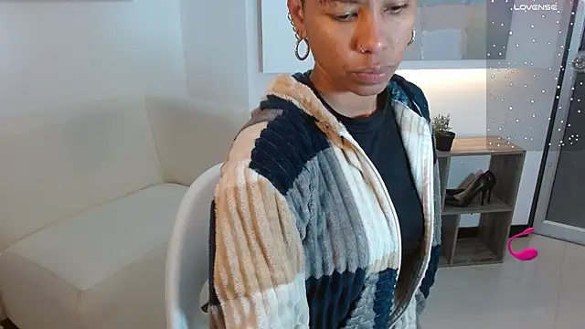 anahi macys online show from 10/14/25, 11:22