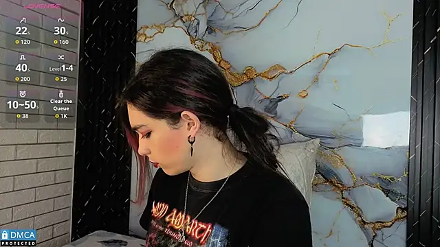 MaeveKuro online show from 11/08/25, 03:07