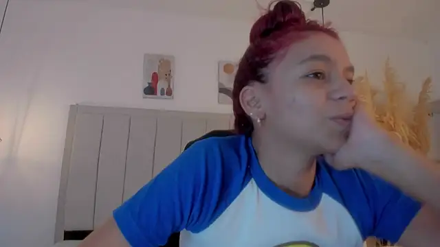 Snapshot of gime_lara chatting on 01/14/26, 12:11 gime lara online show from 01/14/26, 12:11