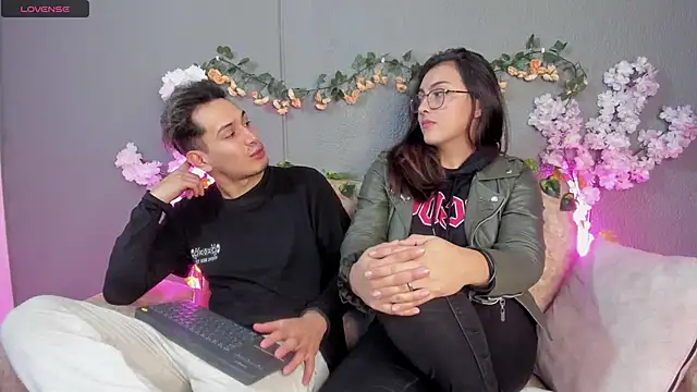 Snapshot of April_Nick299 chatting on 02/27/25, 12:10 April Nick299 online show from 02/27/25, 12:10