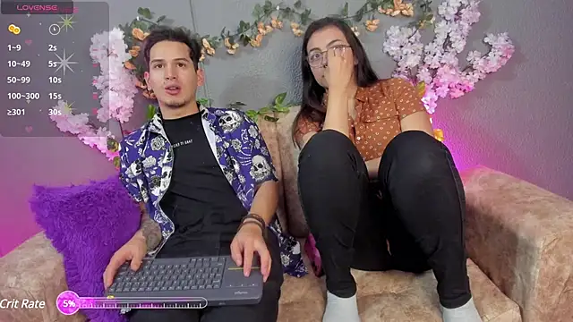 Snapshot of April_Nick299 chatting on 02/28/25, 11:23 April Nick299 online show from 02/28/25, 11:23