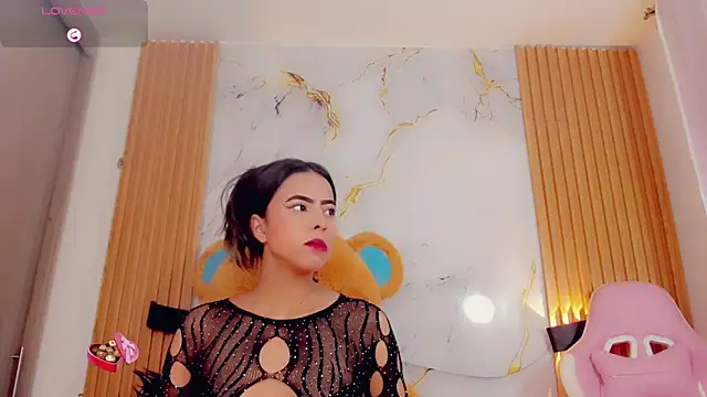 ValeriCardenas online show from 09/19/25, 12:12