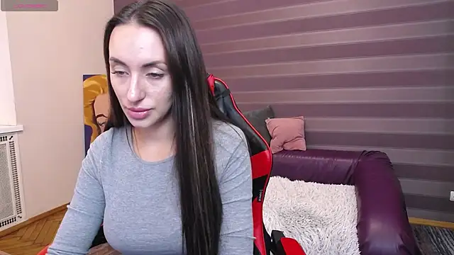 Snapshot of JenniferStone chatting on 09/16/25, 07:20 JenniferStone online show from 09/16/25, 07:20