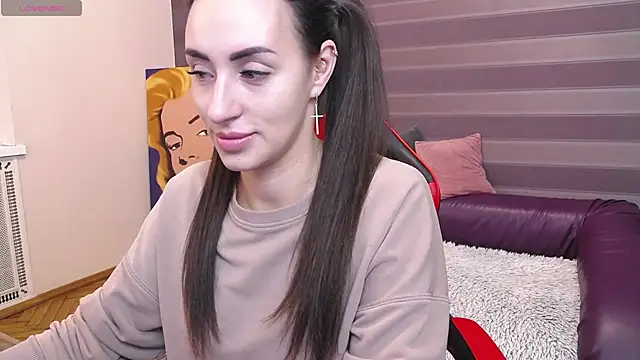 Snapshot of JenniferStone chatting on 11/25/25, 08:47 JenniferStone online show from 11/25/25, 08:47