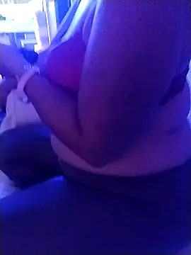 Snapshot of Butterflysky777 chatting on 10/17/25, 06:38 Butterflysky777 online show from 10/17/25, 06:38