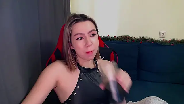 meganluss online show from 12/05/25, 05:49