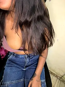 Snapshot of Mahi_DarlingS chatting on 12/02/25, 04:07 Mahi DarlingS online show from 12/02/25, 04:07