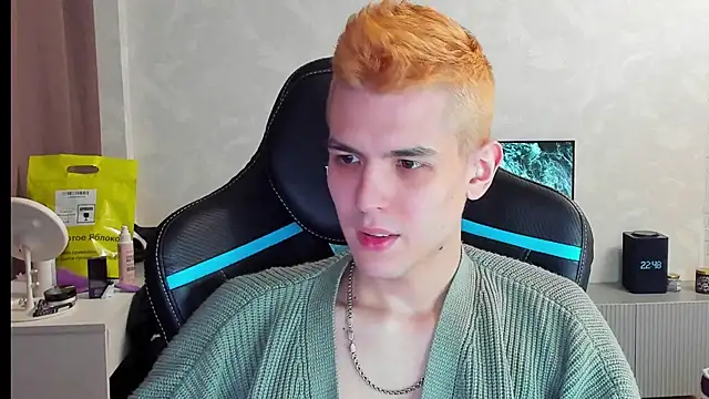 TravisRevas online show from 03/05/25, 07:49