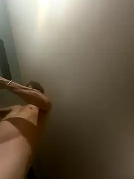 Snapshot of JerseyGem chatting on 11/14/25, 10:25 JerseyGem online show from 11/14/25, 10:25