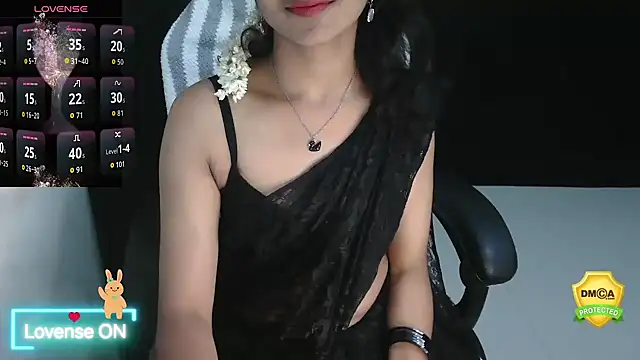 Snapshot of fullmoan chatting on 10/07/25, 05:21 fullmoan online show from 10/07/25, 05:21