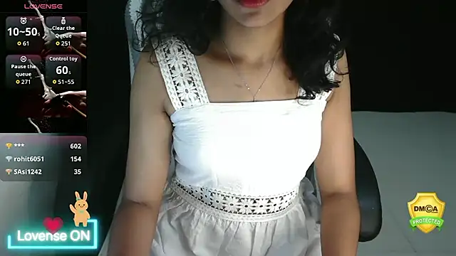 Snapshot of fullmoan chatting on 10/24/25, 08:05 fullmoan online show from 10/24/25, 08:05