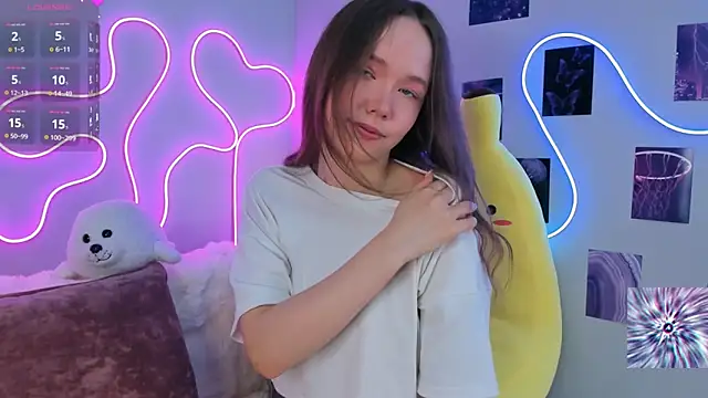 Snapshot of Dreamy_Polly chatting on 03/13/25, 07:06 Dreamy Polly online show from 03/13/25, 07:06