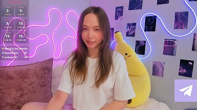 Snapshot of Dreamy_Polly chatting on 03/20/25, 10:07 Dreamy Polly online show from 03/20/25, 10:07