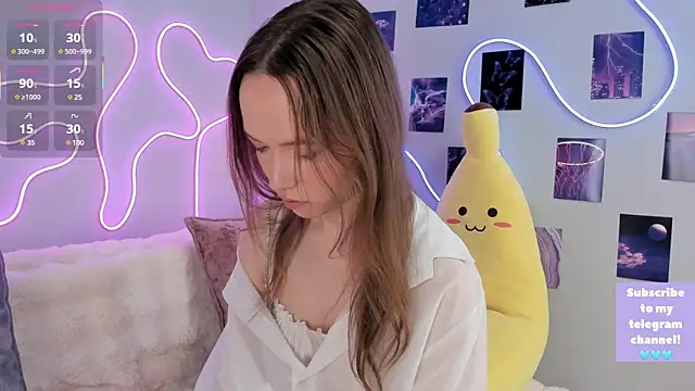 Snapshot of Dreamy_Polly chatting on 03/21/25, 07:13 Dreamy Polly online show from 03/21/25, 07:13