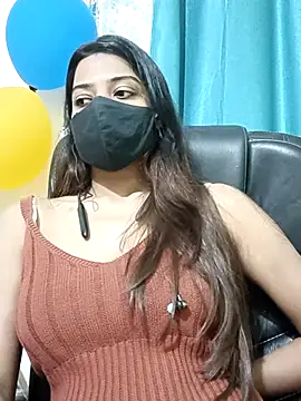 Snapshot of CRAZY__BITE chatting on 11/23/25, 09:36 CRAZY BITE online show from 11/23/25, 09:36