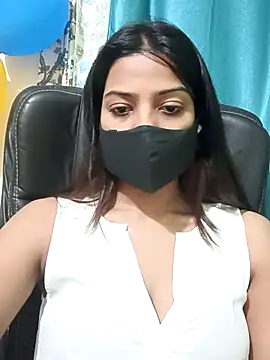 Snapshot of CRAZY__BITE chatting on 11/25/25, 07:36 CRAZY BITE online show from 11/25/25, 07:36