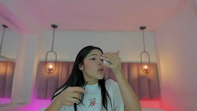 Haily b online show from 12/14/25, 08:13