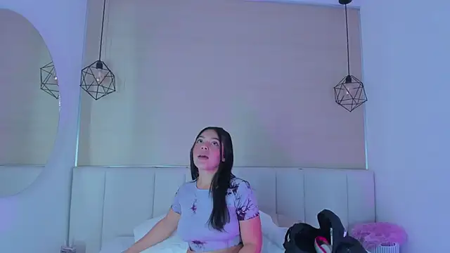 Haily b online show from 06/03/26, 11:46