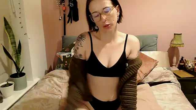 Snapshot of BlaireBarbi chatting on 11/03/25, 06:53 BlaireBarbi online show from 11/03/25, 06:53