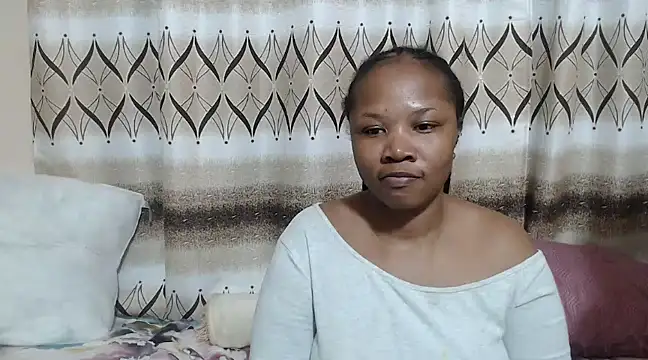 BootyClitQueen online show from 02/25/25, 05:36