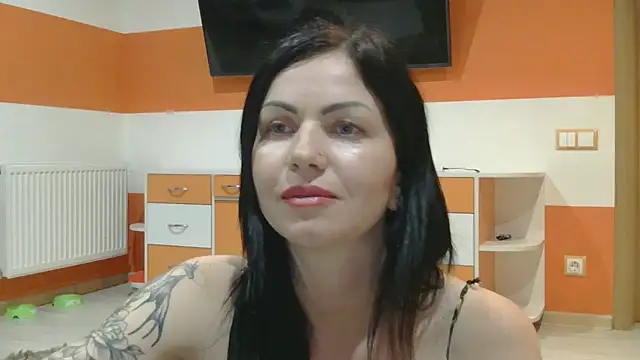 MystaLuuna online show from 03/04/25, 11:11