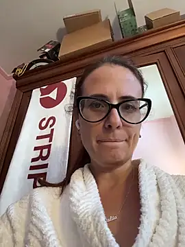 Snapshot of NataKitten chatting on 10/29/25, 11:01 NataKitten online show from 10/29/25, 11:01