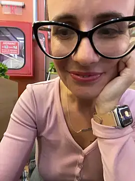 Snapshot of NataKitten chatting on 11/10/25, 04:17 NataKitten online show from 11/10/25, 04:17