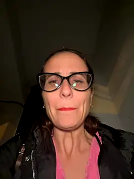 Snapshot of NataKitten chatting on 12/04/25, 03:32 NataKitten online show from 12/04/25, 03:32